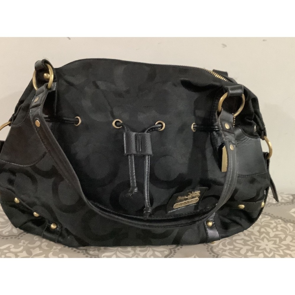 Coach handbags used large pre-owned black
